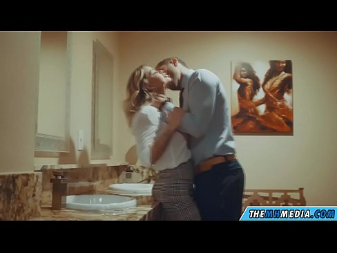❤️ Xa i-blonde ene-busty ikuhenda kwindlu yangasese yoluntu Amanyala kumanyala xh.bassaniluigi.ru